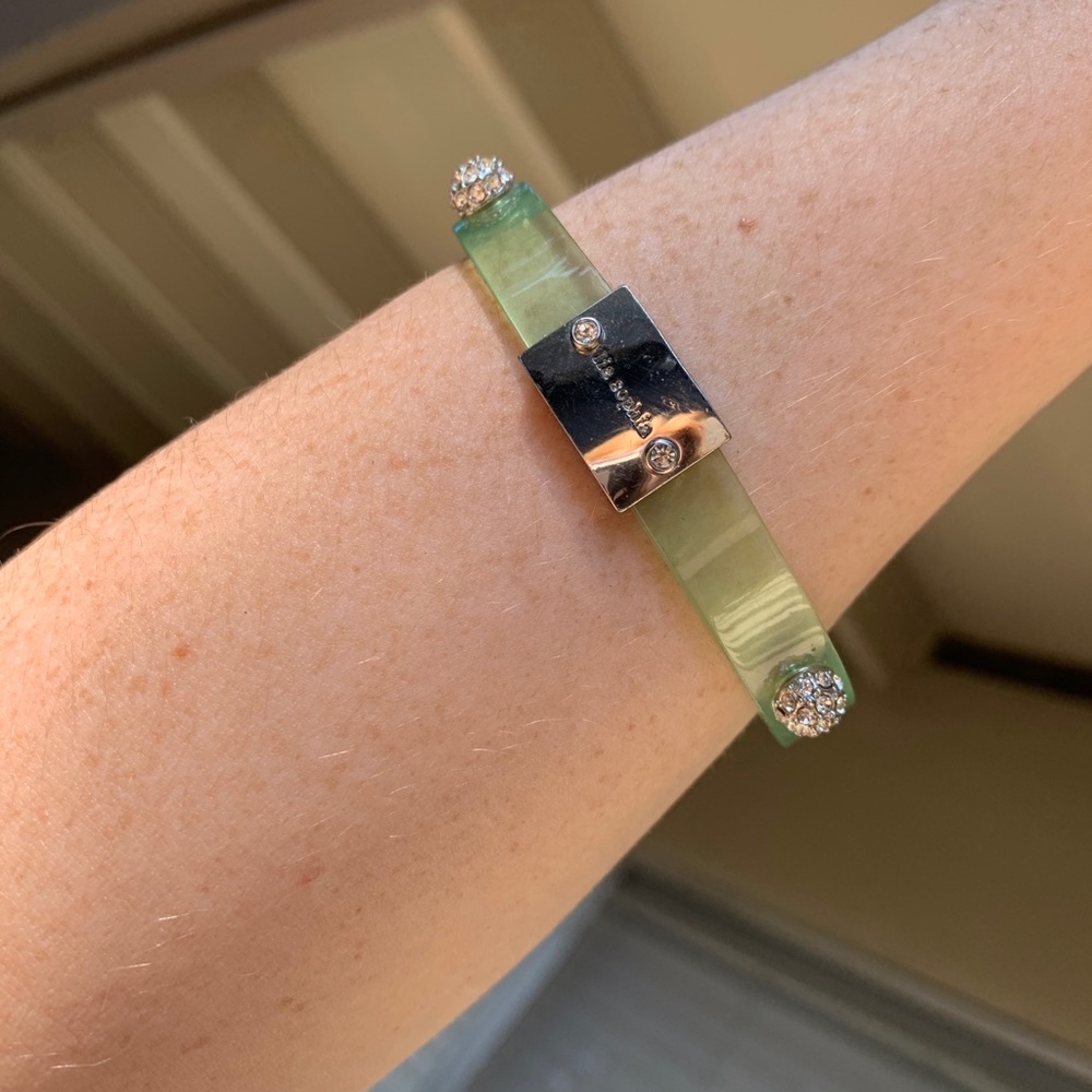 Translucent green Diamond - Picture 2 of 4